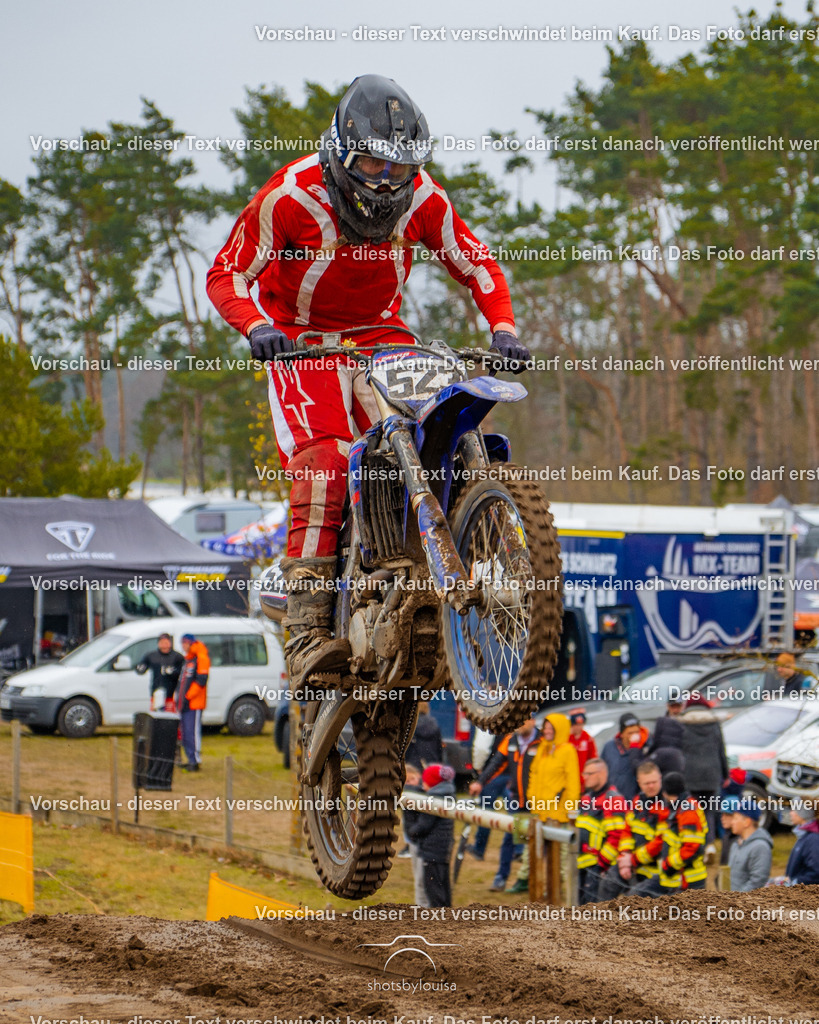 20260412_MCCBensdorf-0543 | Sportfotografin aus Berlin-Brandenburg mit Fokus auf Motocross. Ich halte deine sportliche Leistung und echte Emotionen auf und neben der Strecke professionell fest. Entdecke die Fotos von deinem Rennen und bestelle sie direkt hier im Shop.