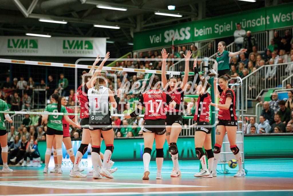 Volleyball I Frauen I Saison 2025-2026 I Bundesliga I Playoff-Viertelfinale 2 I USC Münster - Dresdner SC-101 | realhellocedii - Realisiert mit Pictrs.com