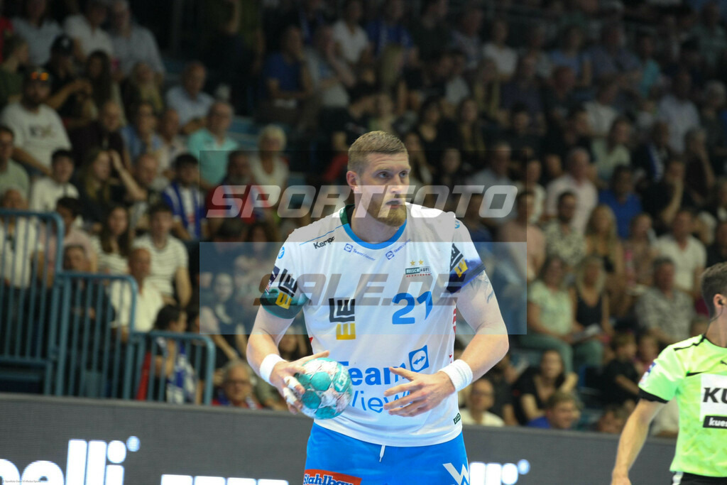 VFL Gummersbach -  FrischAuf Göppingen | Blaz Blagotinsek - © Sportfoto-Sale (MK) - Realisiert mit Pictrs.com