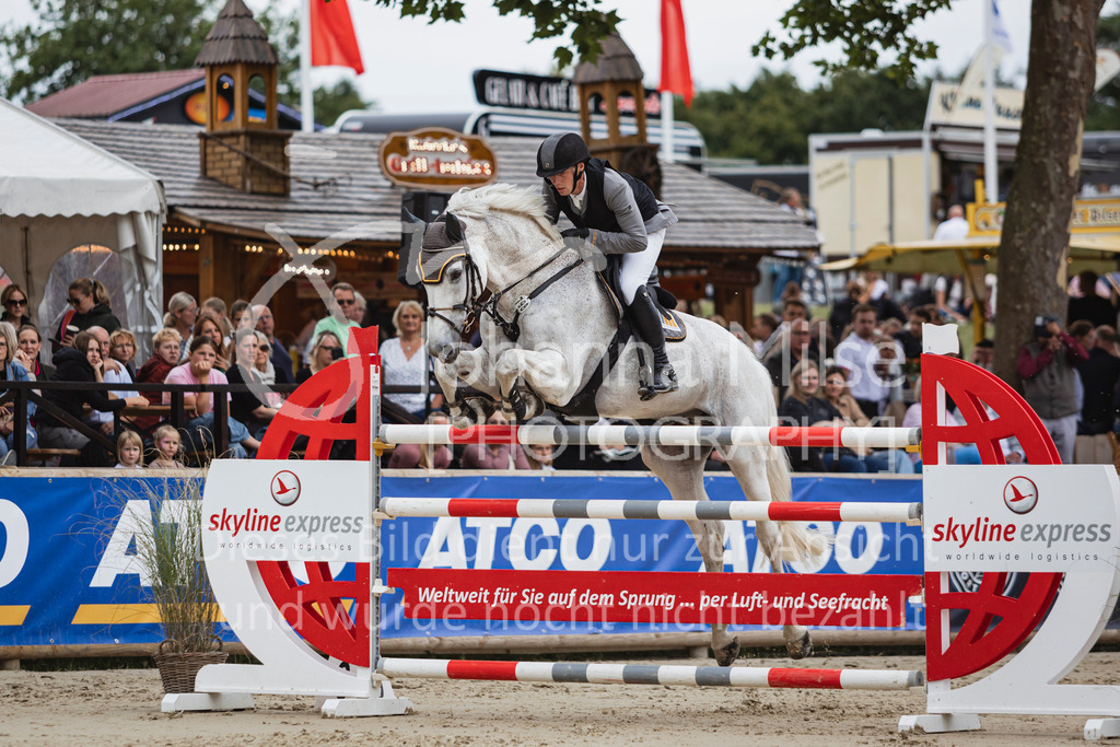 250712_BHO_Championat-107 | Deine schönsten Turniermomente als professionelle Fotos! Entdecke hochwertige Pferdesport-Fotografie im Online-Shop. Jetzt Fotos finden & bestellen!