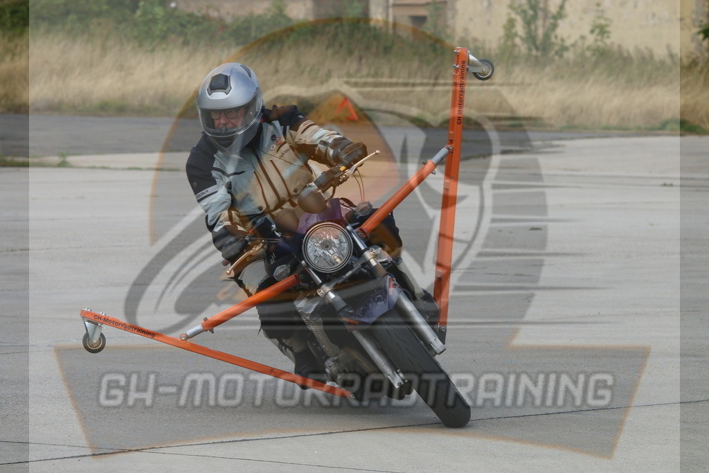 IMG_3467 | gh-motorradtraining-foto.de - Realisiert mit Pictrs.com