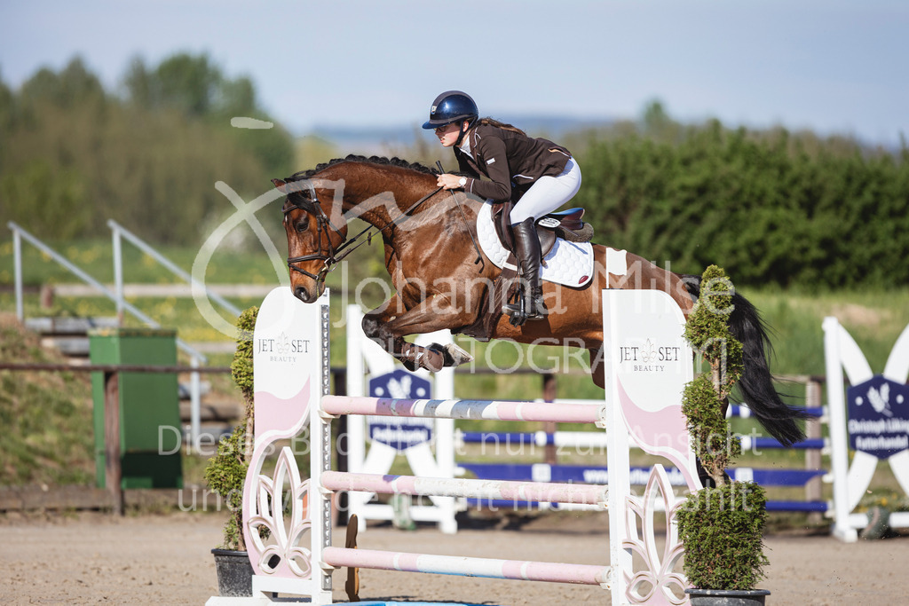 250418_Frühlingsfest_Stil-M-729 | Deine schönsten Turniermomente als professionelle Fotos! Entdecke hochwertige Pferdesport-Fotografie im Online-Shop. Jetzt Fotos finden & bestellen!