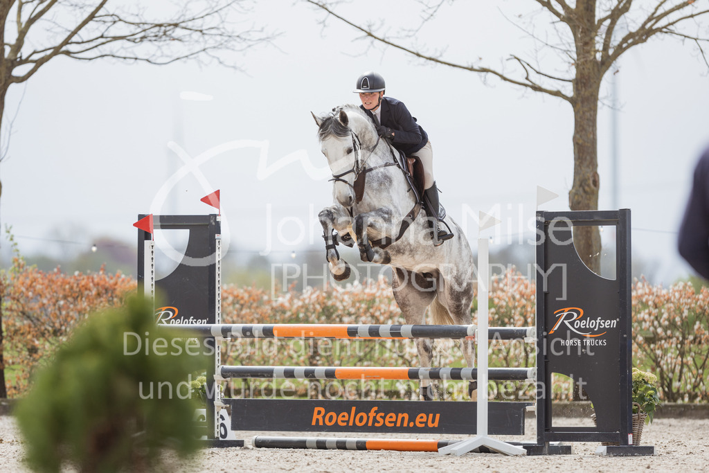 230425_Lemwerder_SprPf-A2St-307 | Deine schönsten Turniermomente als professionelle Fotos! Entdecke hochwertige Pferdesport-Fotografie im Online-Shop. Jetzt Fotos finden & bestellen!