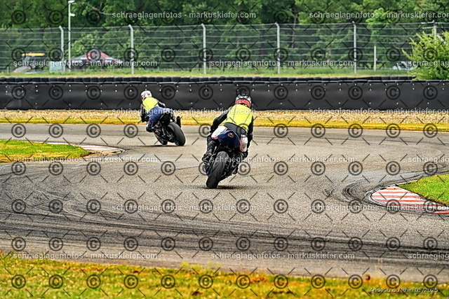 25bt02-0055 | markuskiefer.com - Realisiert mit Pictrs.com
