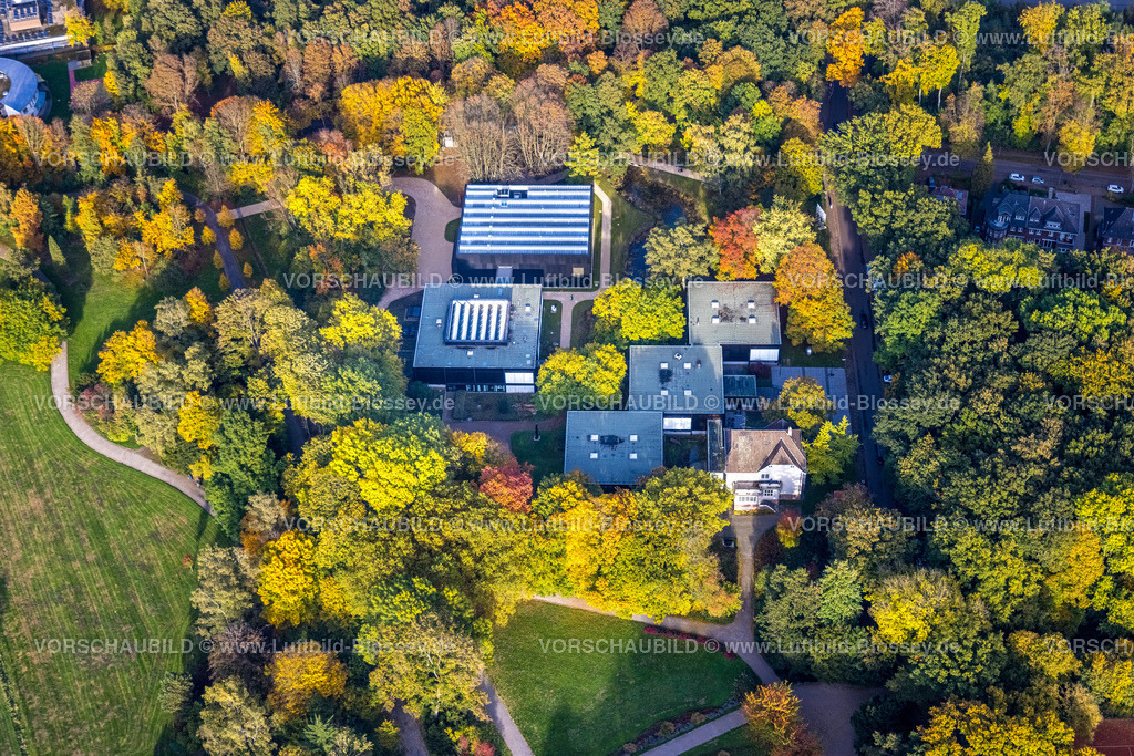 Bottrop221006039 | Luftbild, Museumszentrum Quadrat, Josef Albers Museum Quadrat, Eröffnung Erweiterungsbau, Bäume in Herbstfarben, Stadtgarten, Süd-West, Bottrop, Ruhrgebiet, Nordrhein-Westfalen, Deutschland