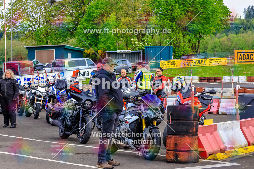 _OTO3026 | Hier findet Ihr Bilder von Touristenfahrten auf der Nürburgring Nordschleife oder von anderen Veranstaltungen die ich besucht habe. Viel Spass beim Durch Schauen 