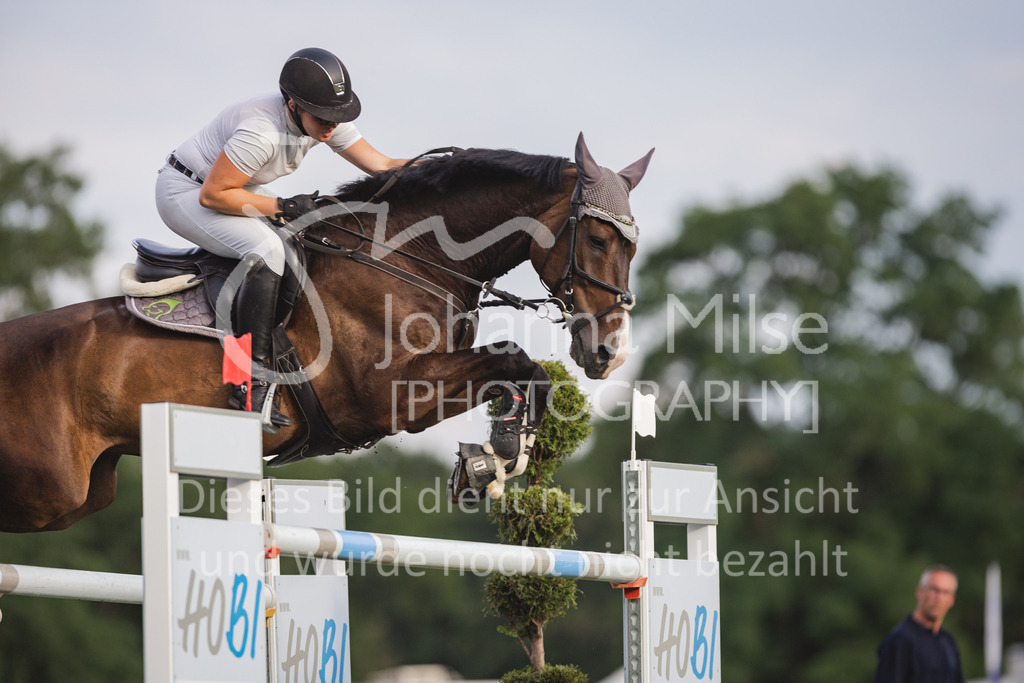230715_LC_Punkte-S-825 | Deine schönsten Turniermomente als professionelle Fotos! Entdecke hochwertige Pferdesport-Fotografie im Online-Shop. Jetzt Fotos finden & bestellen!
