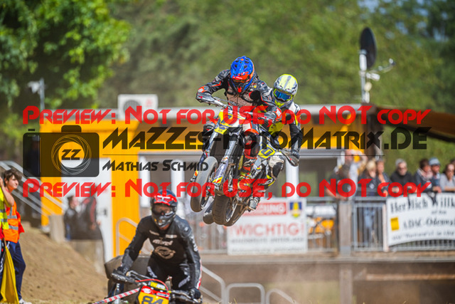 MaZZes_FotoMatrix_220529_0096 | Fotograf Mathias Schmid
Sportfotograf,
Eventfotograf,
Hochzeitsfotograf,
Portraitfotograf