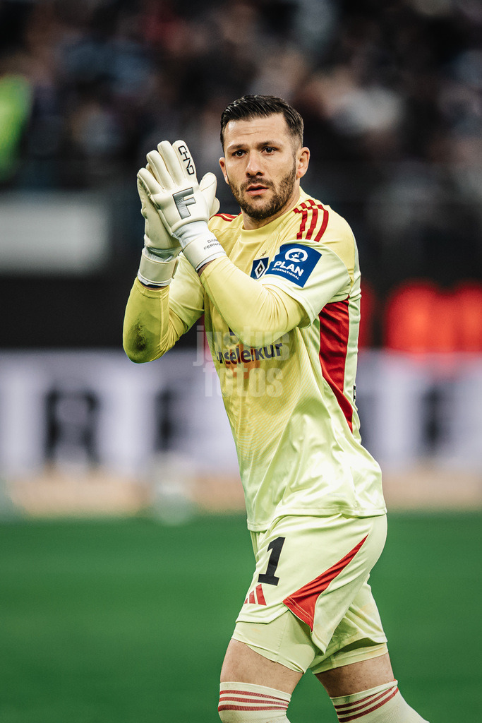Fußball | Männer | Saison 2025/2026 | 1. Fußball-Bundesliga | 31. Spieltag | Hamburger SV vs. TSG Hoffenheim | 25.04.2026 | Daniel Heuer Fernandes (#1, HSV)
