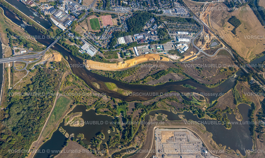 Wesel220806057 | Luftbild, Lippemündungsraum, Lippeaue, Flusslauf, Baustelle und Neubau Erweiterung Bundesstraße B8, Wesel, Ruhrgebiet, Nordrhein-Westfalen, Deutschland