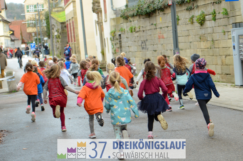AOK JuniorCup 400m | 3Koenigslauf 2023 - Realisiert mit Pictrs.com