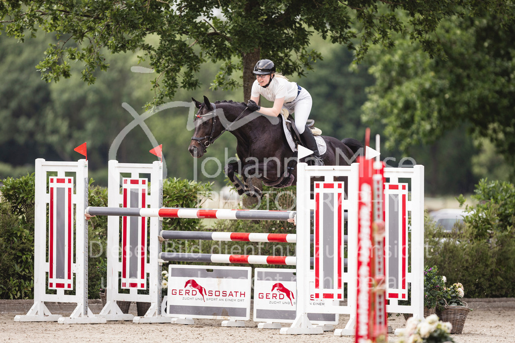 250622_Lemwerder_M2-SprmstAnf-802 | Deine schönsten Turniermomente als professionelle Fotos! Entdecke hochwertige Pferdesport-Fotografie im Online-Shop. Jetzt Fotos finden & bestellen!