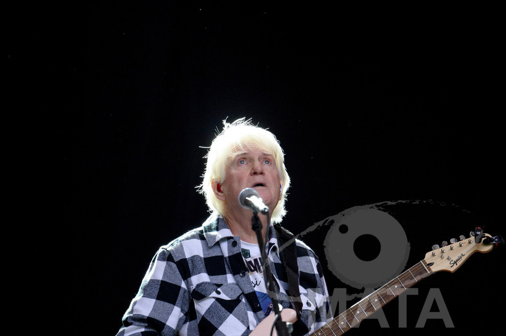 _DWA2859 | John Lees von John Lees' Barclay James Harvest live bei einem Konzert in Serenadenhof Nürnberg, 01.07.2023 - Realisiert mit Pictrs.com