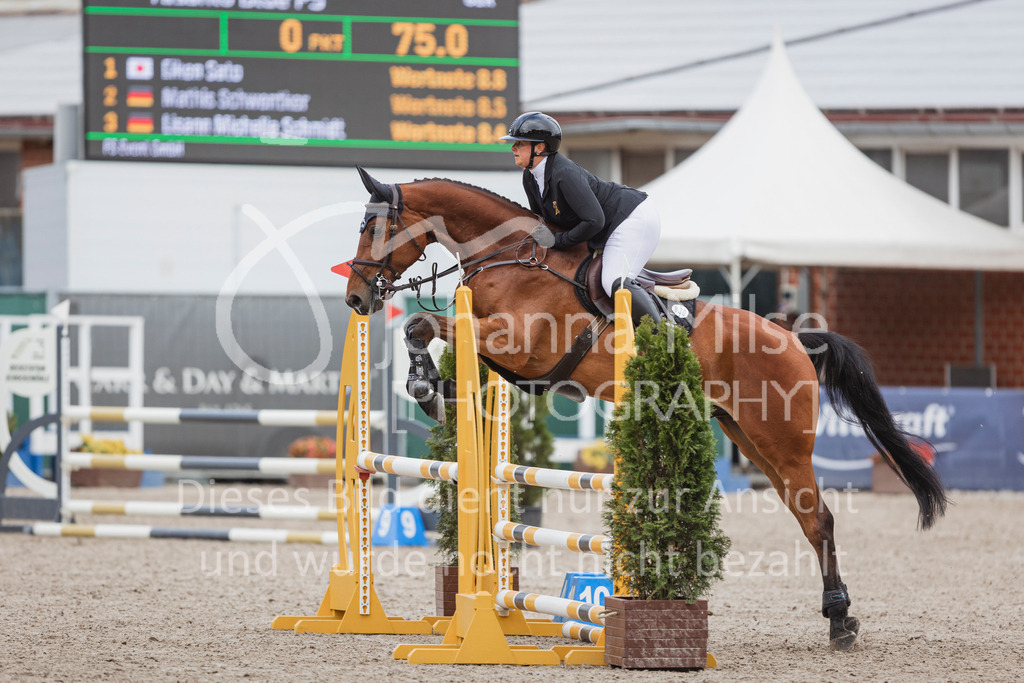 250506_Mühlen_SprPf-A2-248 | Deine schönsten Turniermomente als professionelle Fotos! Entdecke hochwertige Pferdesport-Fotografie im Online-Shop. Jetzt Fotos finden & bestellen!