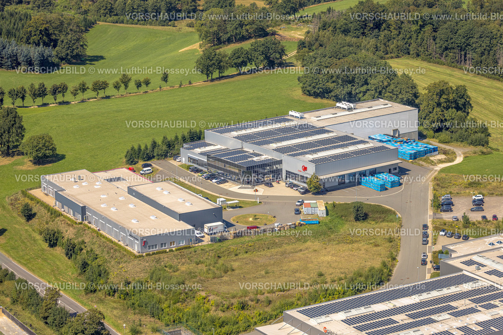 Kierspe250813158 | Luftbild, Gewerbegebiet am Funkenhof mit CAWi Kunststofftechnik GmbH, Höferhof, Kierspe, Sauerland, Nordrhein-Westfalen, Deutschland