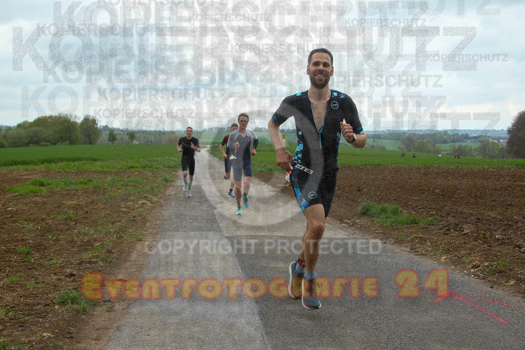 250413_1124_EV4_7684 | Sportfotografie im Rhein-Sieg Kreis, Köln, Bonn, NRW, Rheinland Pfalz, Hessen, etc. Unser Tätigkeitsfeld umfasst den Laufsport vom Volkslauf über den Marathon, Duathlon, Triathon bis zum Ultralauf wie Kölnpfad Ultra oder Schindertrail.