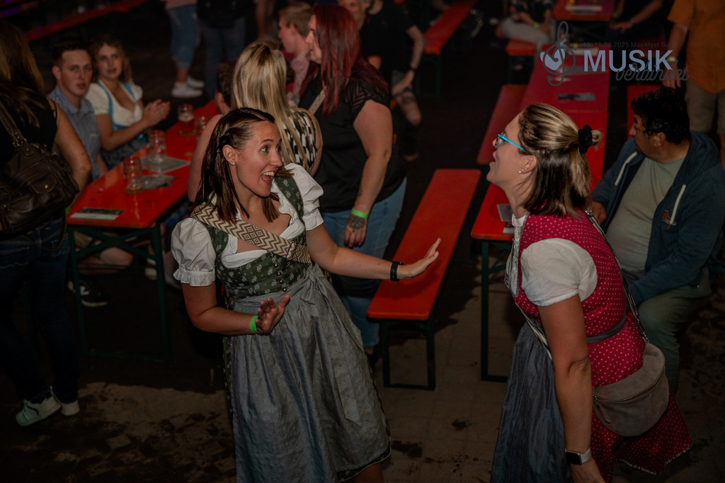 DSC_5134 | "Fussifoto.com – Ihr Ansprechpartner für hochwertige Fotografie! Entdecken Sie kreative Bilder und professionelle Dienstleistungen. Kontaktieren Sie uns für Ihre Projekte!"