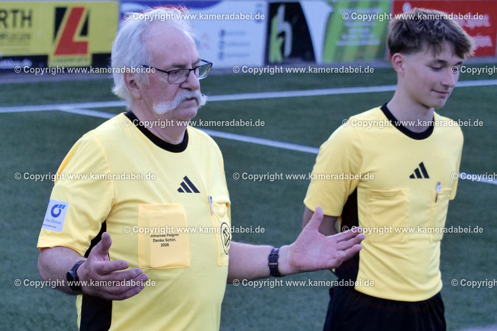 Fußball Kreispokal 25/26 Ü 32 : Spiel um Platz 3 : SV 08/29 Friedrichsfeld - SV Ringenberg AH  2 : 1 | Fußball Kreispokal 25/26 Ü 32 : Spiel um Platz 3 : SV 08/29 Friedrichsfeld - SV Ringenberg AH  2 : 1Spielort : Voerde Friedrichsfeld - Realisiert mit Pictrs.com