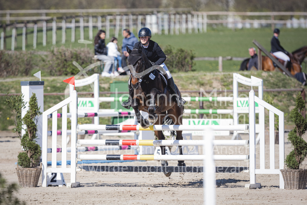 220416_4_L-Stil2-549 | Frühlingsfest der Pferde
Herford
16.April 2022
04/2 Stilspringprüfung Kl.L geschlossen 79-481 RLP