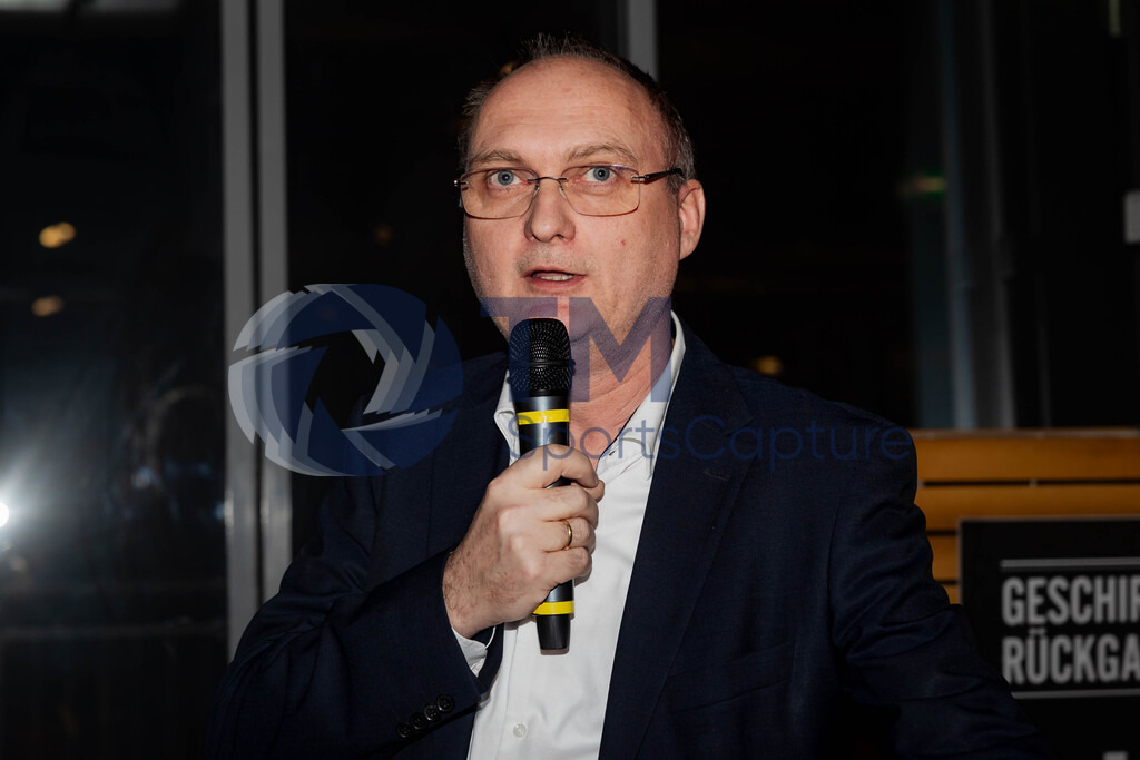 TP-20241213-0228 | VILLACH,AUSTRIA,10.DEC.24 - ICE HOCKEY - ICE Hockey League, Villacher SV vs EC Red Bull Salzburg. Image shows Photo: GEPA pictures/ Matthias Trinkl
