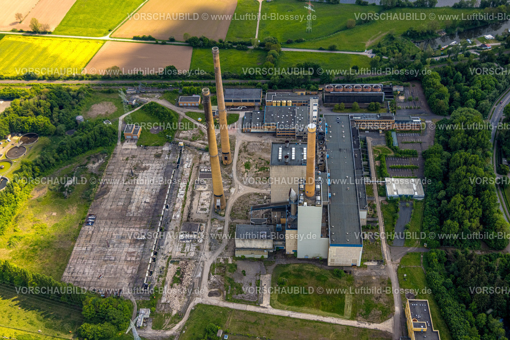 PortaWestfalica240505378KraftwerkVeltheim | Luftbild, ehemaliges stillgelegtes Gemeinschaftskraftwerk Veltheim, Schornsteine, Möllbergen, Porta Westfalica, Ostwestfalen, Nordrhein-Westfalen, Deutschland