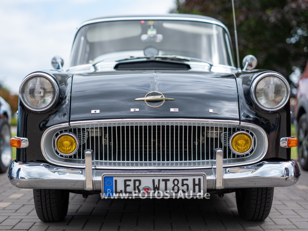 20250629-00132 | Erleben Sie hier die Faszination der klassischen Fahrzeuge in Bildern und lassen sich begeistern! - Realisiert mit Pictrs.com