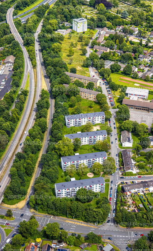Muelheim240702827 | Luftbild, Mietshäuser Wohnsiedlung, Entwicklung der Eichbaumsiedlung zwischen Filchnerstraße und Autobahn A40, Heißen - Süd, Mülheim an der Ruhr, Ruhrgebiet, Nordrhein-Westfalen, Deutschland