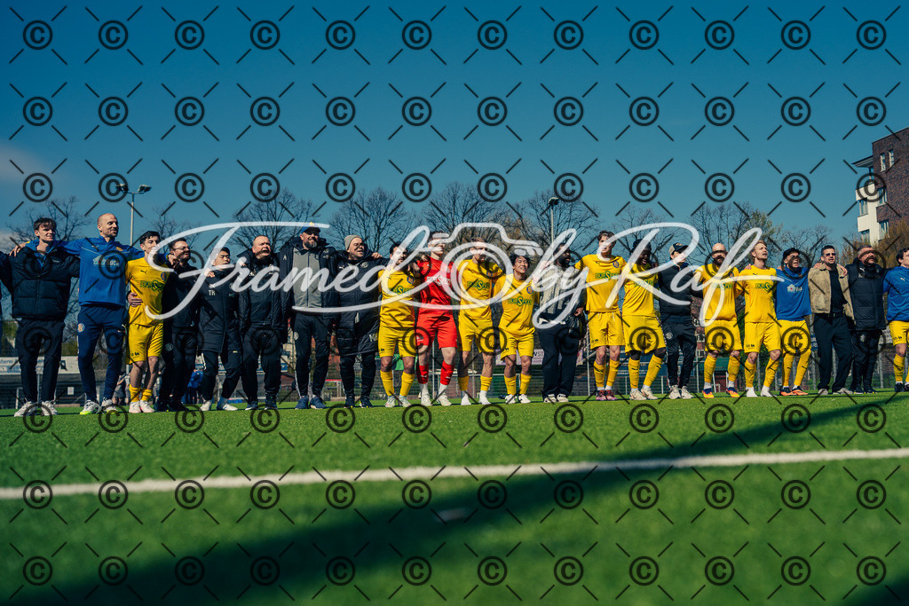 DSC03772 | Professioneller Online-Store für hochwertige Fotografie: Entdecke einzigartige Bilder aus Street, Events und Lifestyle. Sichere dir exklusive Prints und digitale Downloads in bester Qualität für dein Zuhause oder Projekte. - Realisiert mit Pictrs.com