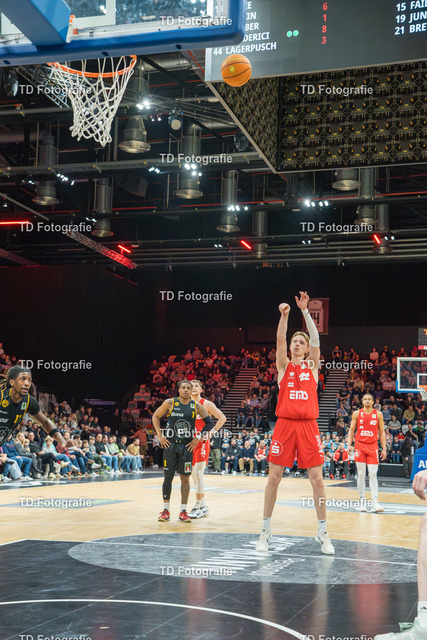 nbg_falcons-03852 | Fotogalerie von Thomas Dettweiler mit Eventbildern und lizenzfreien Fotos. Perfekt als Wandbild, für Büro, Website oder private Nutzung. - Realisiert mit Pictrs.com