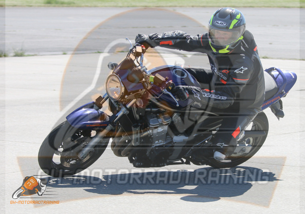 IMG_9811 | gh-motorradtraining-foto.de - Realisiert mit Pictrs.com