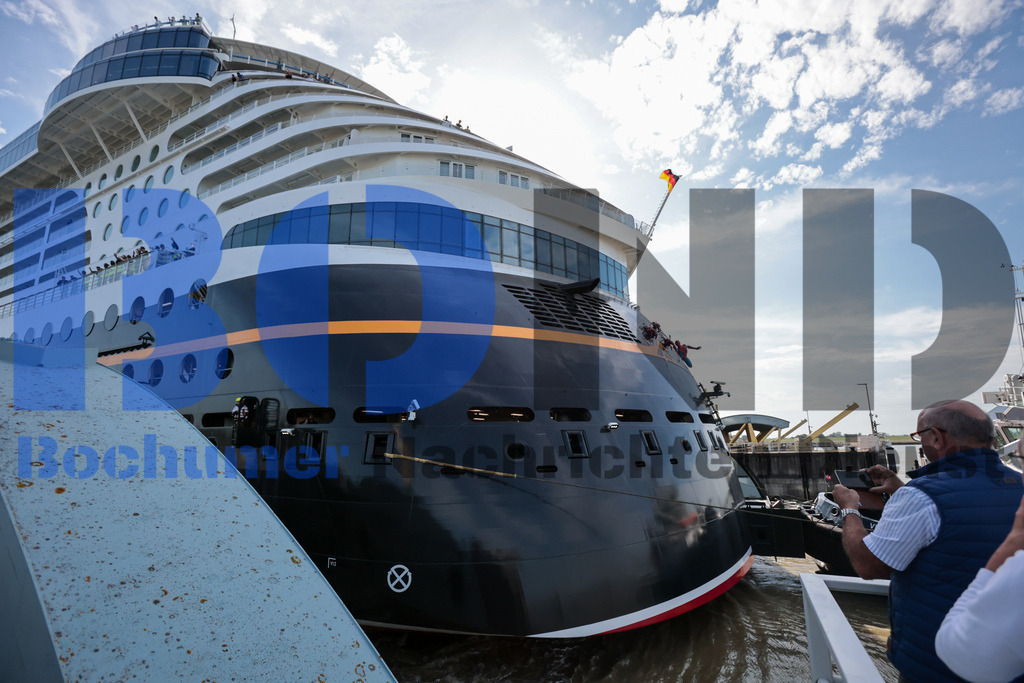 SES_EMDDIS20250920-50 | bond - Realisiert mit Pictrs.com