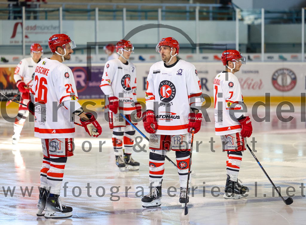 2023-09-10_012_TSV_Erding_gegen_EHC_Klostersee | Erding, Deutschland, 10.09.2023:
Eishockey, Bayernliga 2023 / 2024, Testspiel, TSV Erding gegen EHC Klostersee, Endergebnis: 10:1


Florian Gaschke (EHC Klostersee, #26), Matthias Baumhackl (EHC Klostersee, #19)
Foto: Christian Riedel / fotografie-riedel.net