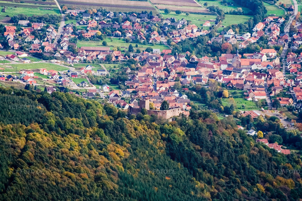 Ruine Landeck | Luftbild: Ruine Landeck in Klingenmünster im Bundesland Rheinland-Pfalz in Deutschland. Foto: IMG_4414.jpg vom 22.10.2006 durch Werner Riehm/FLY-FOTO.de - Realisiert mit Pictrs.com