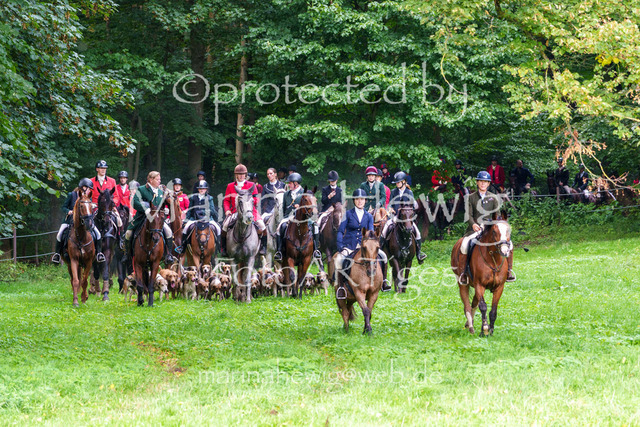 Jagd Perdoel 26 Sony-04149_MarinaHewig | Fotografie, FotoArt, PferdesportArt, Pferdesportfotografie, Landschaftsfotografie, Reisefotografie, Reise, Pferde - Realisiert mit Pictrs.com