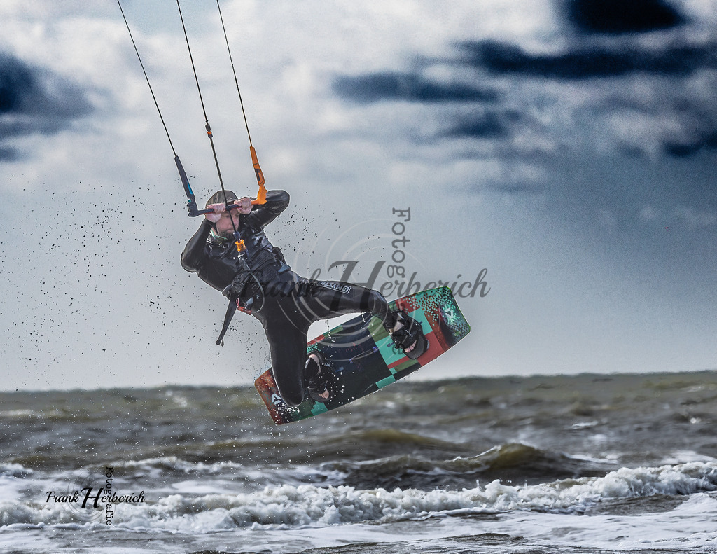 _X0A7015bea | Frank Herberich Fotografie, Frank Herberich, Fotografie, Hochzeit, Portrait, St. Peter Ording, Ording, Westerhever, Nordsee, Frank Fotografie, Hardheim,  Odenwald,Walldürn, Band,Eventfotografie - Realisiert mit Pictrs.com