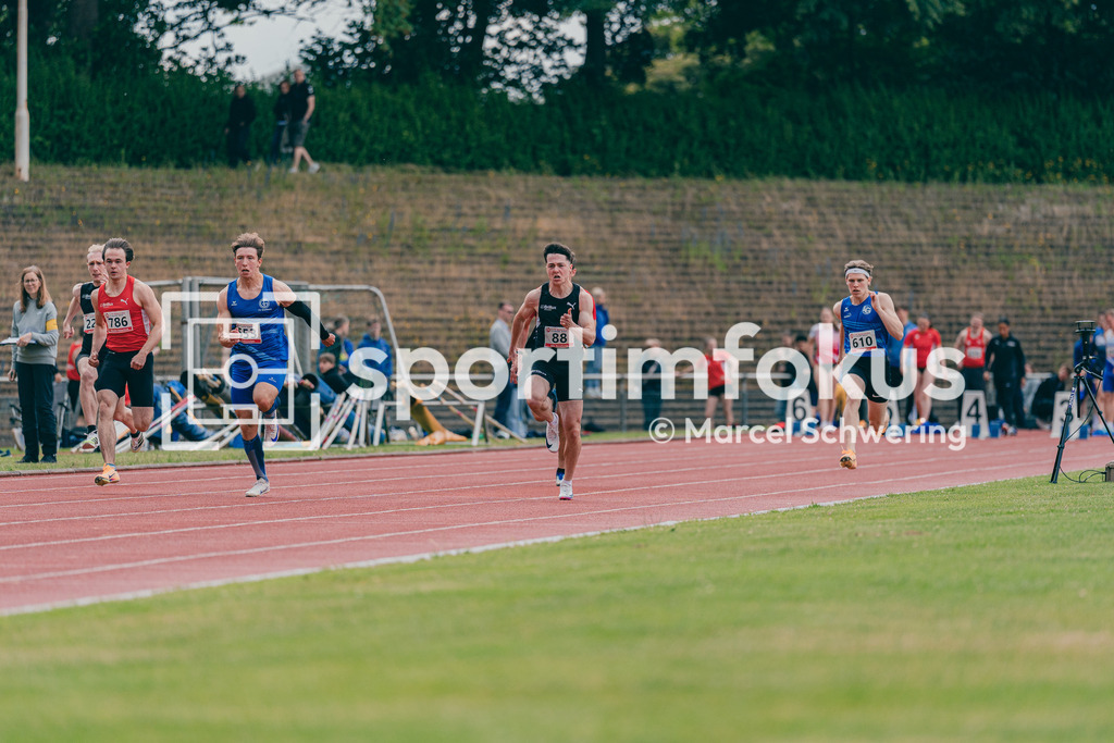 FLVW-Meisterschaften 2026 | Impressionen und Wettkampfszenen der FLVW-Meisterschaften 2026 mit Athletinnen und Athleten verschiedener Vereine und Altersklassen in unterschiedlichen Disziplinen der Leichtathletik. - Realisiert mit Pictrs.com