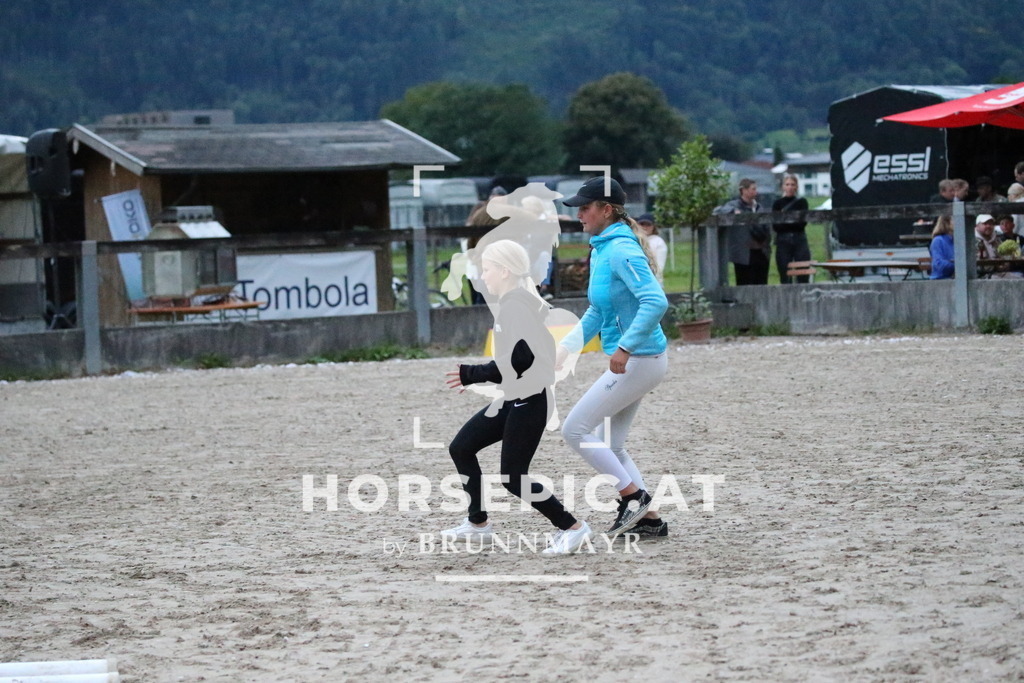 DL2Q0414 | Willkommen bei Brunnmayr - Design & Fotografie – Ihrem Spezialisten für Reitturniere und Pferdeveranstaltungen in Oberösterreich, Salzburg und Bayern! Seit über 17 Jahren sind wir leidenschaftlich dabei.