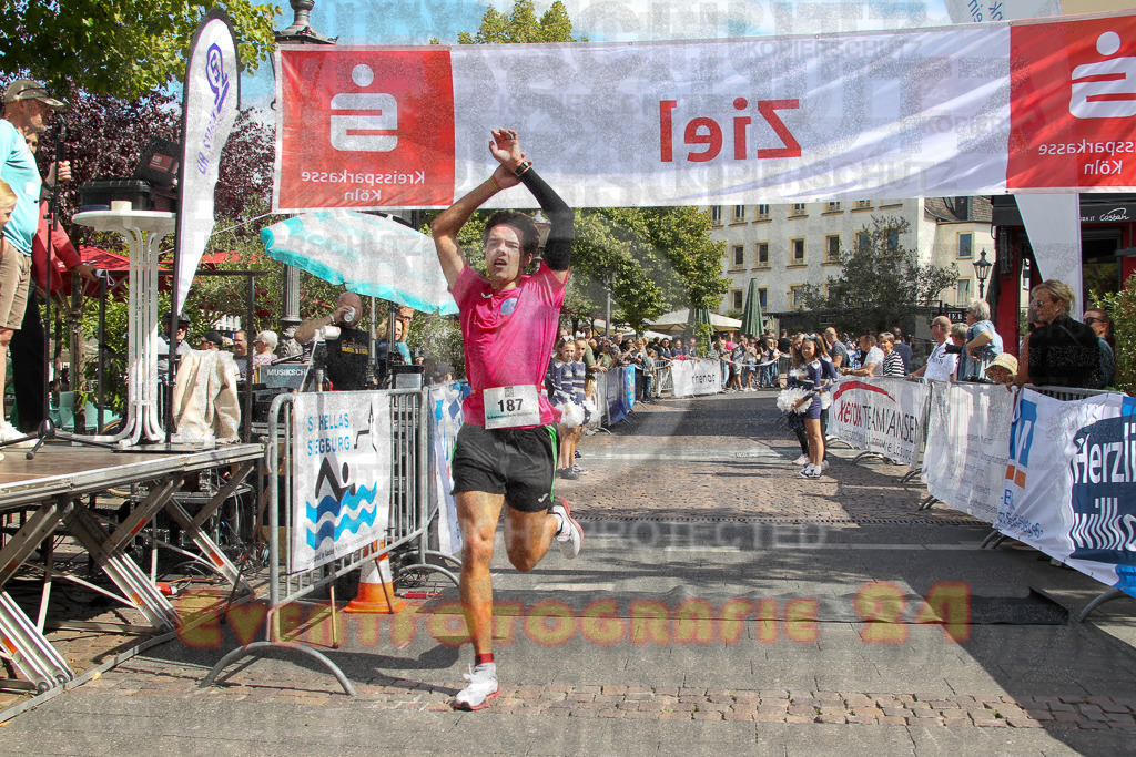 250824_1258_EV4_9708 | Sportfotografie im Rhein-Sieg Kreis, Köln, Bonn, NRW, Rheinland Pfalz, Hessen, etc. Unser Tätigkeitsfeld umfasst den Laufsport vom Volkslauf über den Marathon, Duathlon, Triathon bis zum Ultralauf wie Kölnpfad Ultra oder Schindertrail.