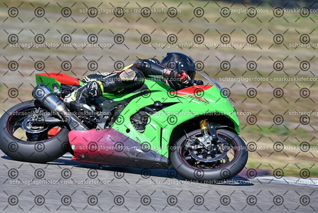 26bt04-0159 | markuskiefer.com - Realisiert mit Pictrs.com