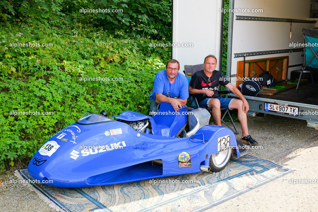 P1014678 | Erleben Sie atemberaubende, hochqualitative Fotos Ihrer Fahrt entlang der malerischen Alpenstraßen. Besuchen Sie alpineshots.com, um professionelle Aufnahmen Ihrer unvergesslichen Reise zu finden und zu kaufen - Realisiert mit Pictrs.com