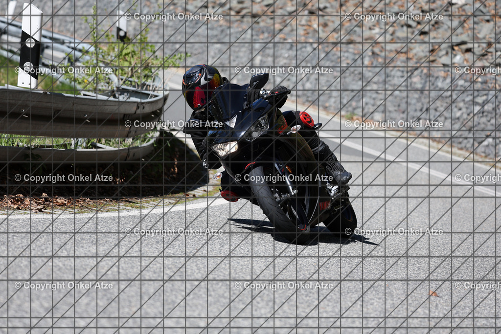 IMG_8050 | Fotograf am Kyffhäuser. Onkel Atze. Kyffhäuser Rennstrecke. Café36. Motorsportfotografie. - Realisiert mit Pictrs.com