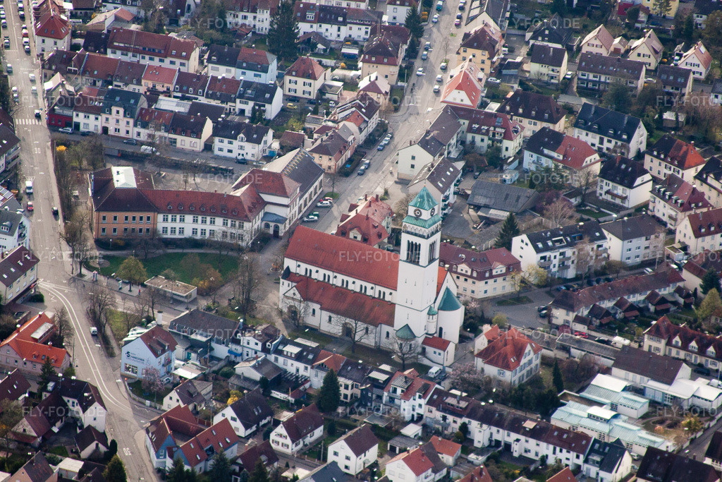 Luftbild: Heilig-Geist Kirche im Ortsteil Daxlanden in Karlsruhe im Bundesland Baden-Württemberg in Deutschland. Foto: IMG_25493.jpg vom 02.04.2010 durch Werner Riehm/FLY-FOTO.de