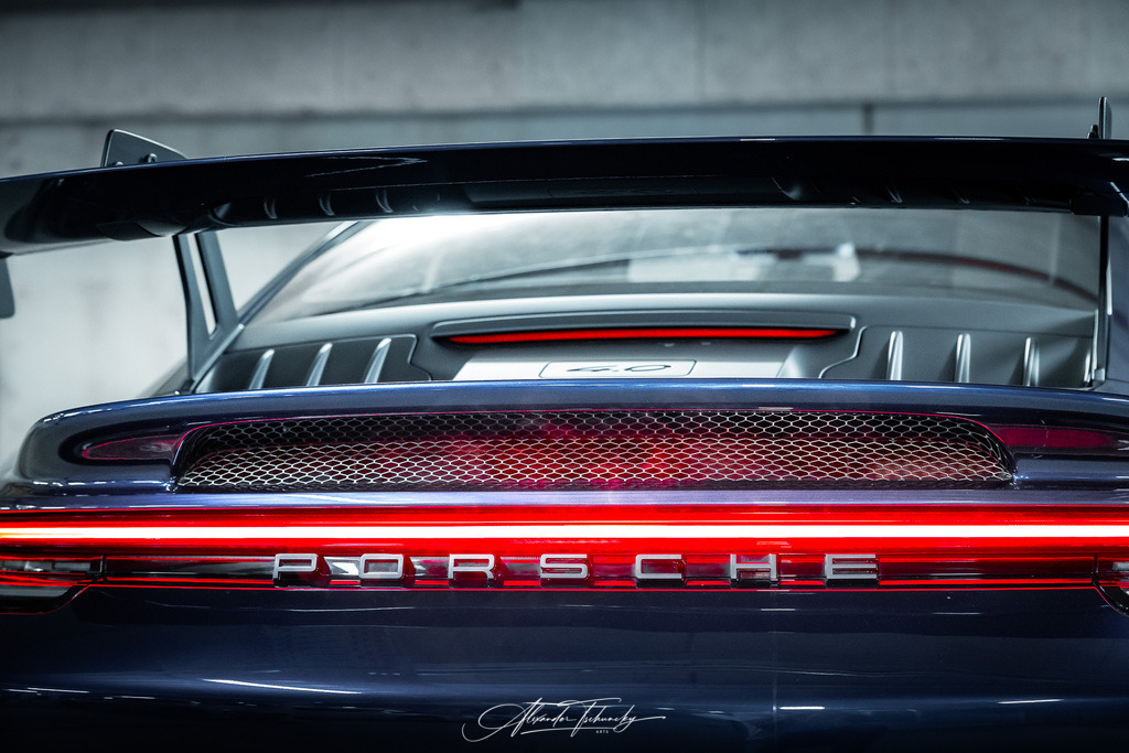 R6PZ3579 _Alexander Tschuncky | Entdecken Sie die faszinierende Welt von Alexander Tschuncky Arts: Kreative Fotografie, atemberaubende Automobilkunst und hochwertiger Bilderdruck. Lassen Sie sich inspirieren! - Realisiert mit Pictrs.com
