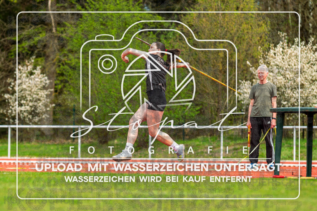 KMHK-1068 | Kreismeisterschaften Leichtathletik-Wurf Heidekreis 2026 im Boehmewaldstadion, Soltau (Simon Paul Stopat) - Realisiert mit Pictrs.com
