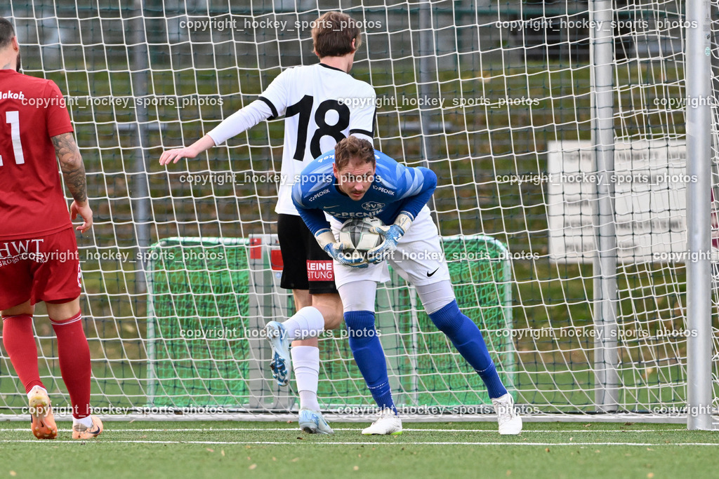SV Spittal 1921 vs. SV St. Jakob  | #1 Kevin Thomas Wrolich St.Jakob, #18 Kristijan Jelic SV Spittal, SV Spittal 1921 vs. SV St. Jakob , SV Spittal 1921 vs. SV St. Jakob  am 20.09.2024 in Spittal an der Drau (Goldeck Stadion), Austria, (Photo by Bernd Stefan)