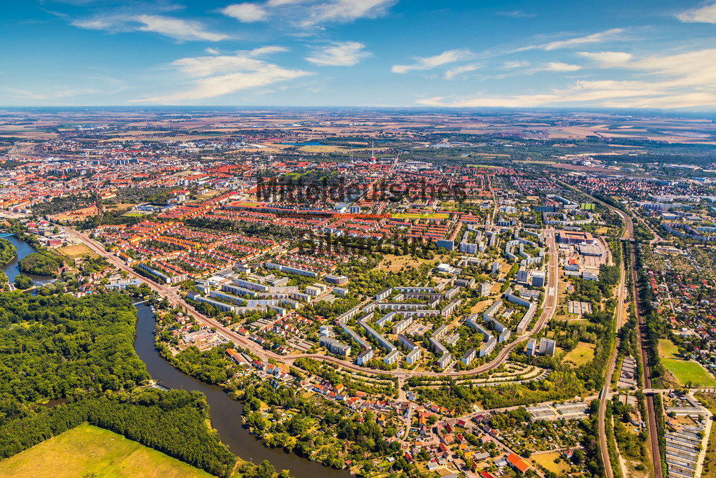Luftbild Halle aus der Luft von oben-8939 | Halle aus der Luft  - Realisiert mit Pictrs.com