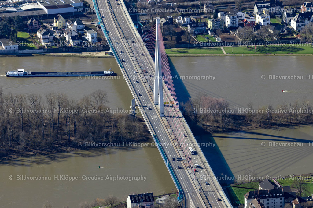 Luftbilder Koblenz-0073 | Luftbildfotografie Die Raiffeisenbrücke verbindet Weißenthurm mit Neuwied im Bundesland Rheinland-Pfalz, Deutschland - Realisiert mit Pictrs.com