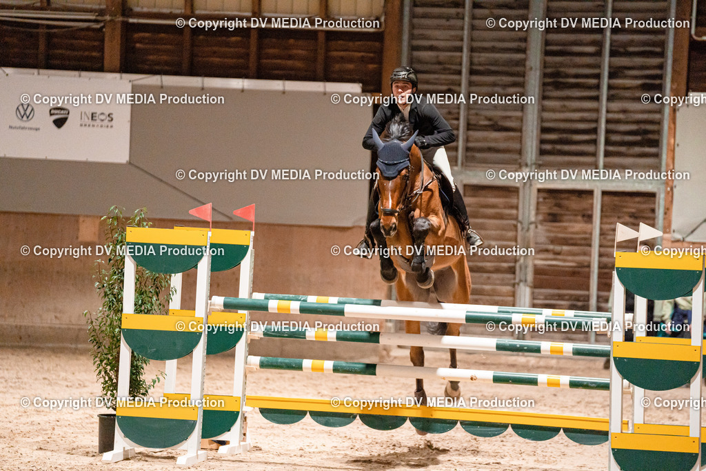 Springen Tag 1-936 | dv-media-shop - Realisiert mit Pictrs.com