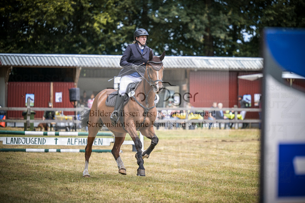 DOS_0196 | Entdecke hochwertige Reitturnierfotos von Foto Oger. Professionell, emotional und authentisch – jetzt Lieblingsmomente im Shop bestellen. - Realisiert mit Pictrs.com