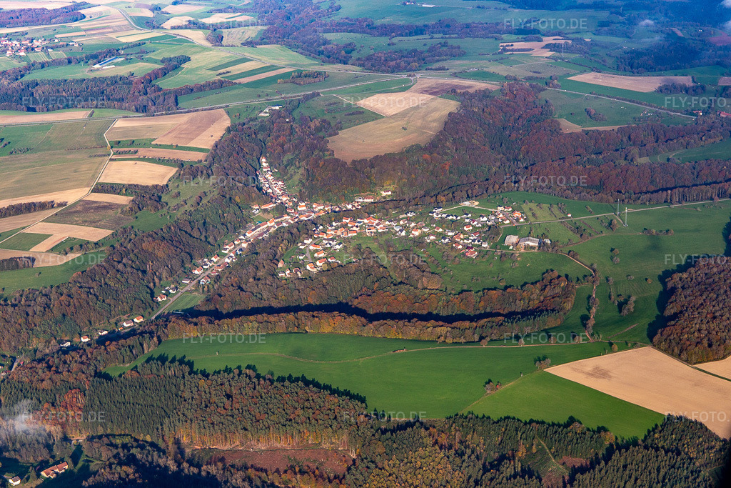 Luftbild: Ortsansicht in Hottviller im Bundesland Moselle in Frankreich. Foto: IMG_143767.jpg vom 26.10.2024 durch Werner Riehm/FLY-FOTO.de